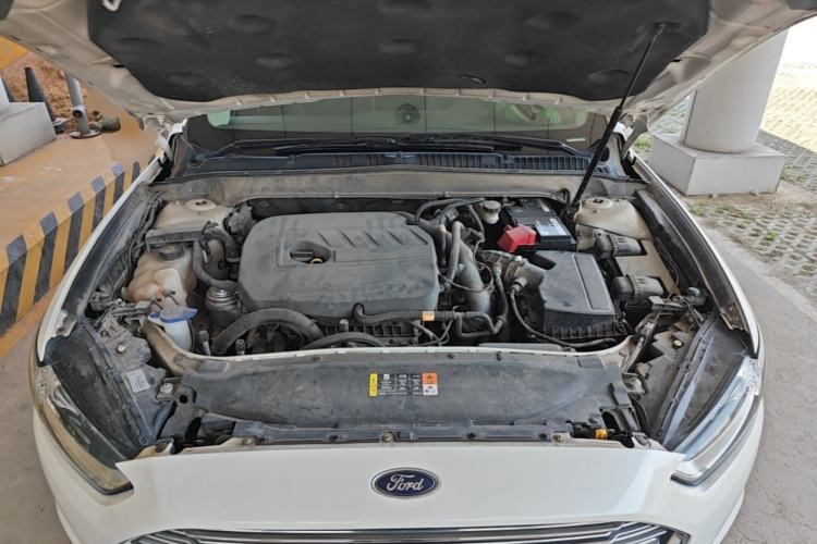 Used Ford Mondeo 2013 1.5L GTDi180 Fashion Edition Engine Bay