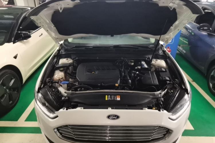 Used Ford Mondeo 2013 1.5L GTDi180 Fashion Edition Engine Bay