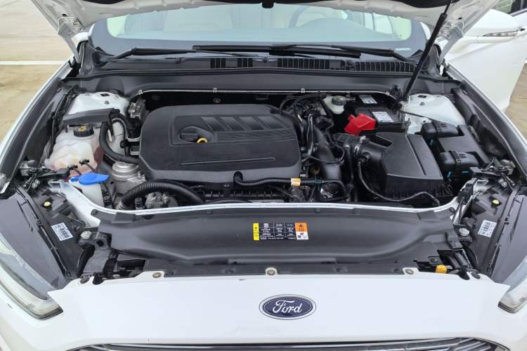 Used Ford Mondeo 2013 1.5L GTDi180 Fashion Edition Engine Bay