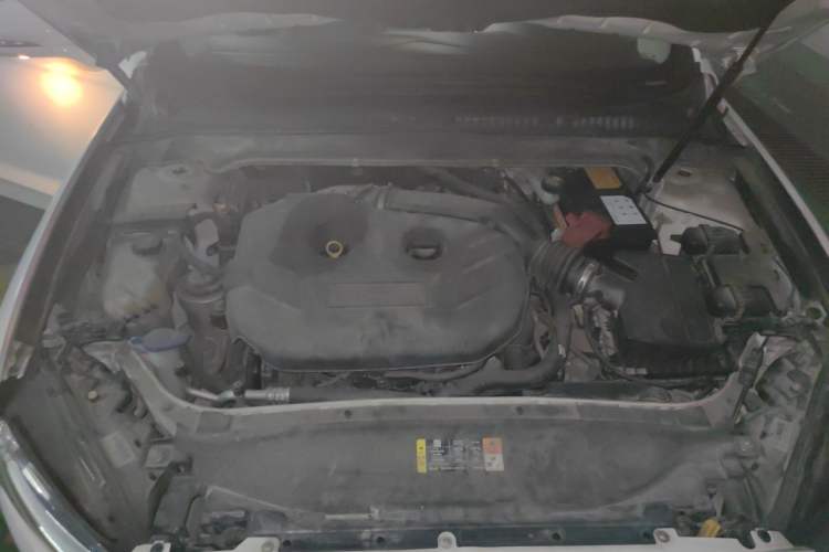 Used Ford Mondeo 2013 2.0L GTDi 200 Fashion Edition Engine Bay