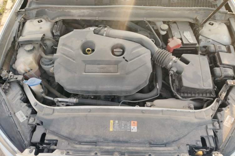 Used Ford Mondeo 2013 2.0L GTDi 200 Fashion Edition Engine Bay