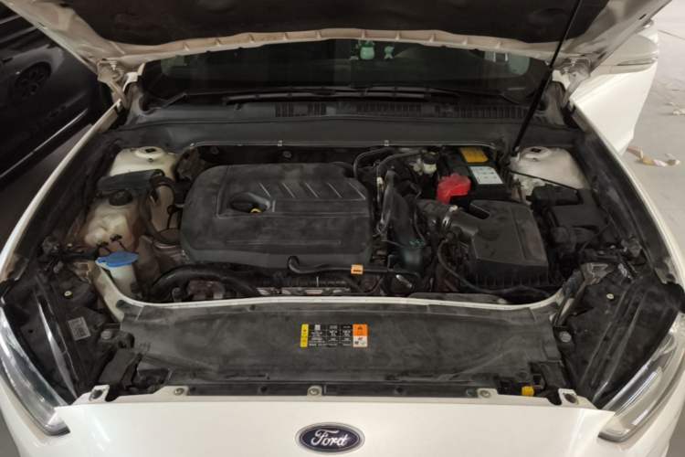 Used Ford Mondeo 2013 1.5L GTDi180 Fashion Edition Engine Bay