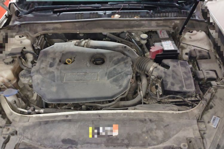 Used Ford Mondeo 2013 2.0L GTDi 200 Luxury Model Engine Bay
