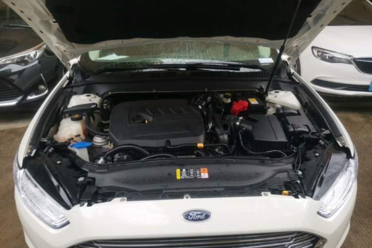 Used Ford Mondeo 2013 1.5L GTDi180 Fashion Edition Engine Bay
