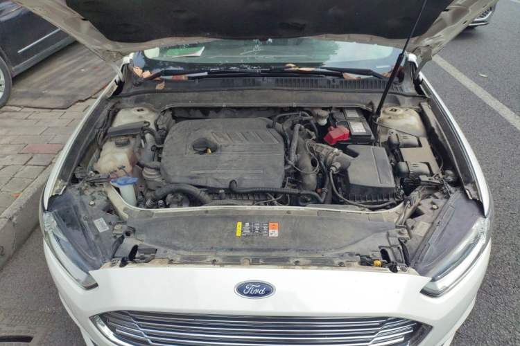 Used Ford Mondeo 2013 1.5L GTDi180 Fashion Edition Engine Bay