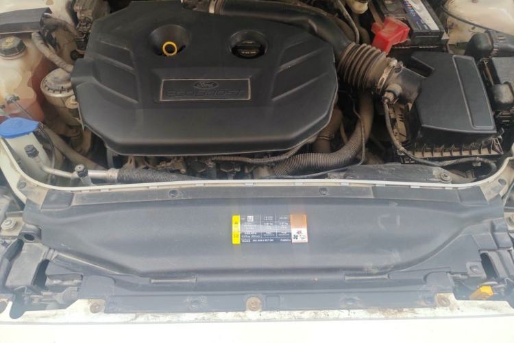 Used Ford Mondeo 2013 2.0L GTDi 200 Fashion Edition Engine Bay
