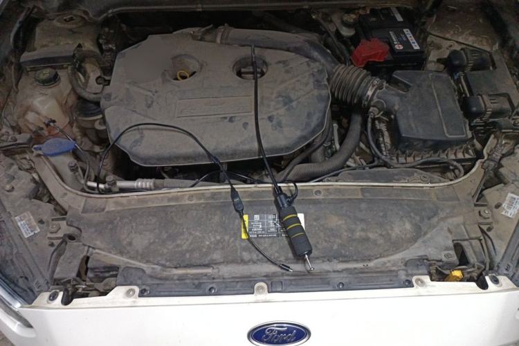 Used Ford Mondeo 2013 2.0L GTDi 200 Fashion Edition Engine Bay