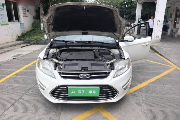 Used Ford Mondeo 2013 2.3L Fashion Edition Engine Bay