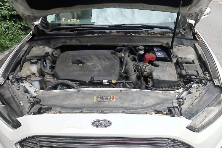 Used Ford Mondeo 2013 1.5L GTDi180 Fashion Edition Engine Bay