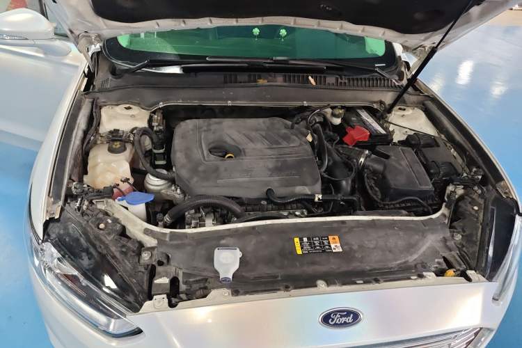 Used Ford Mondeo 2013 1.5L GTDi180 Fashion Edition Engine Bay