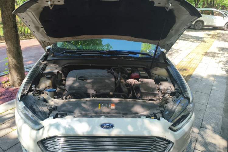 Used Ford Mondeo 2013 1.5L GTDi180 Fashion Edition Engine Bay