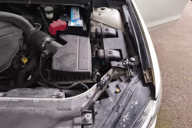 Used Ford Mondeo 2013 2.0L GTDi 200 Fashion Edition Engine Bay Left
