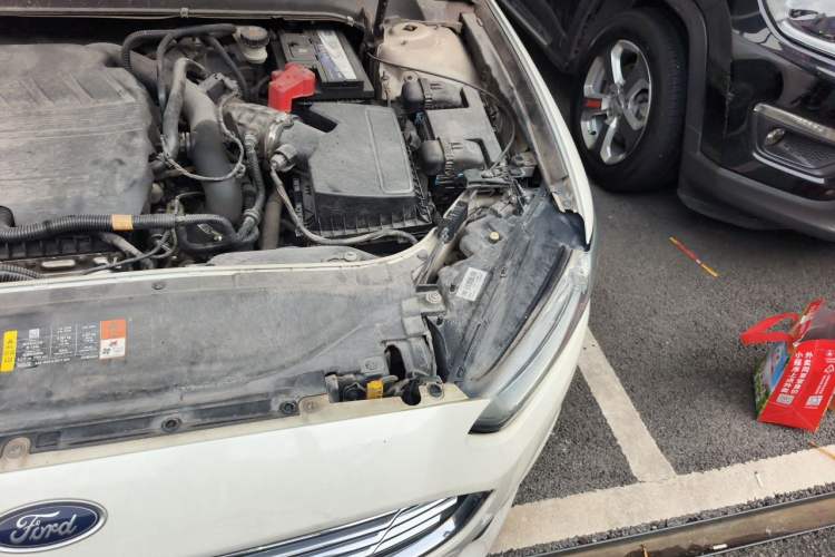 Used Ford Mondeo 2013 1.5L GTDi180 Fashion Edition Engine Bay Left