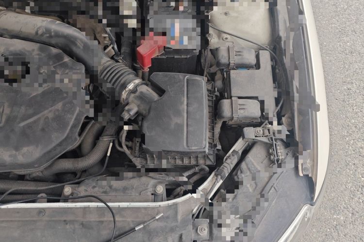 Used Ford Mondeo 2013 2.0L GTDi240 Luxury Sport Model Engine Bay Left