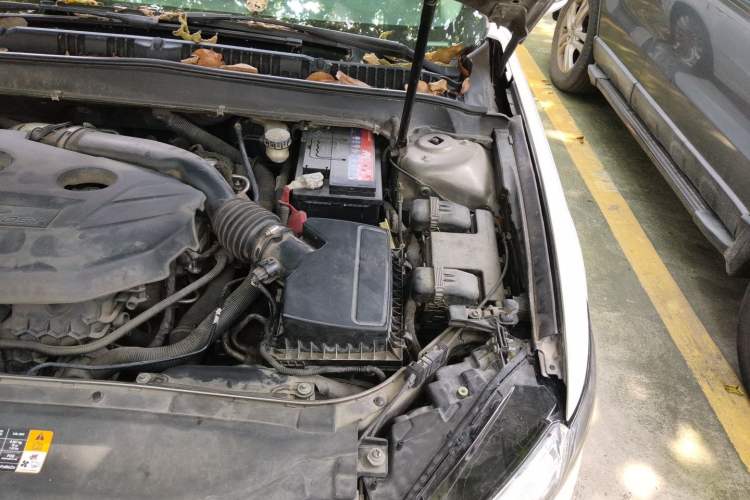 Used Ford Mondeo 2013 2.0L GTDi 200 Fashion Edition Engine Bay Left