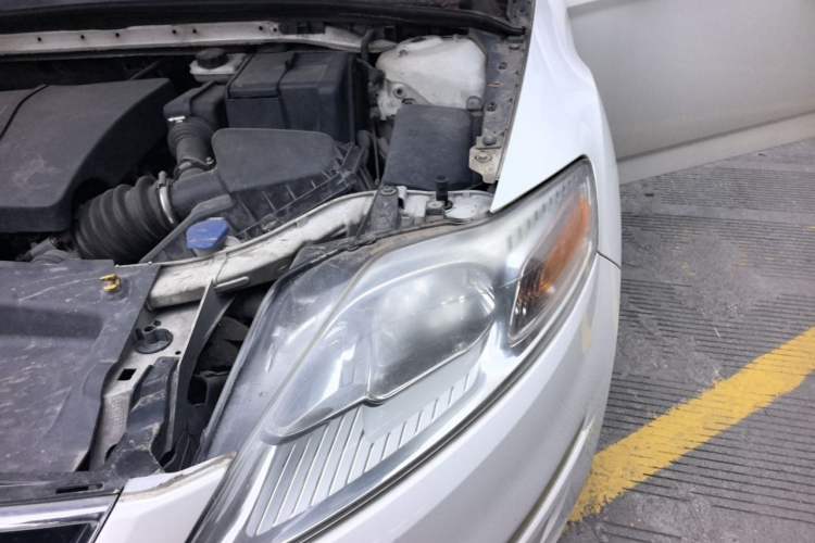 Used Ford Mondeo 2013 2.3L Fashion Edition Engine Bay Left
