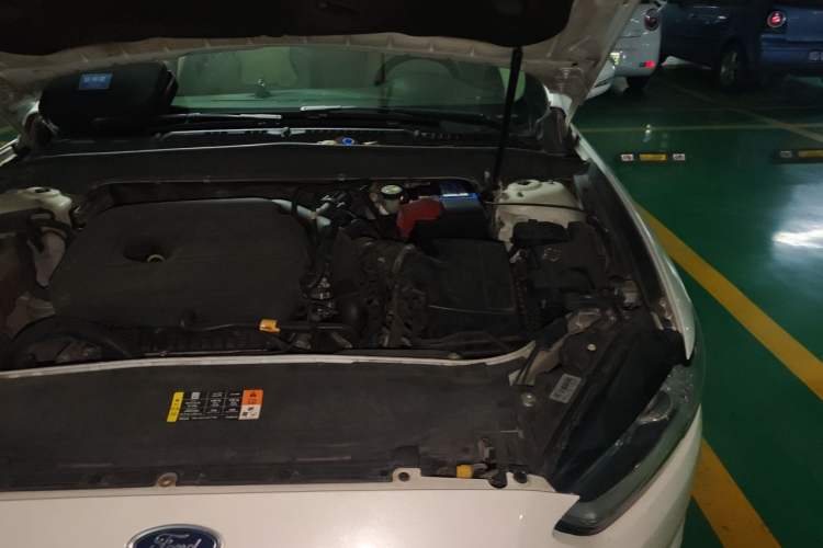 Used Ford Mondeo 2013 1.5L GTDi180 Comfort Model Engine Bay Left