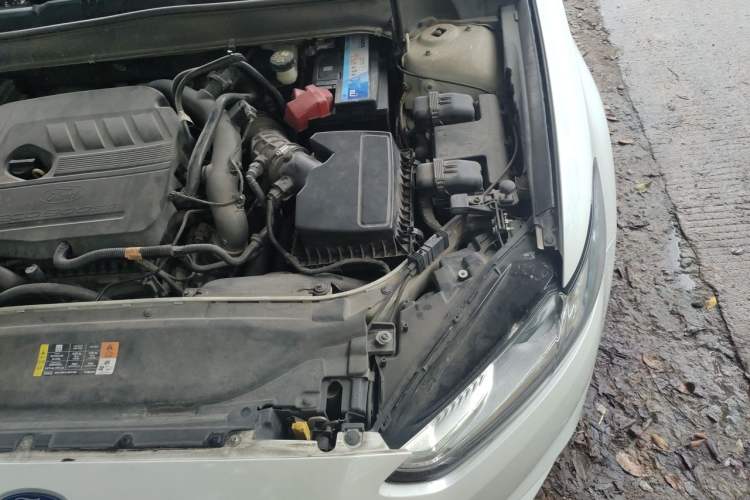 Used Ford Mondeo 2013 1.5L GTDi180 Fashion Edition Engine Bay Left