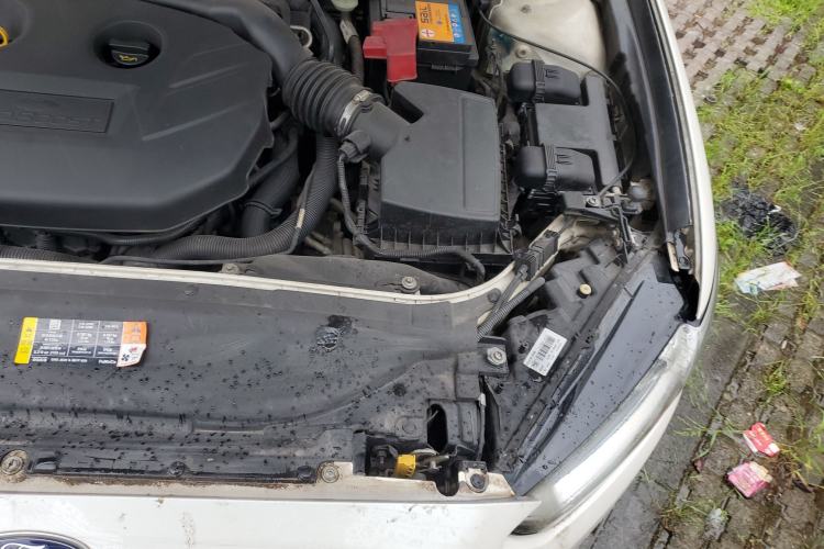 Used Ford Mondeo 2013 2.0L GTDi 200 Fashion Edition Engine Bay Left