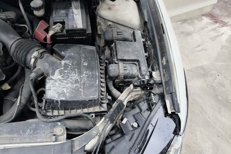Used Ford Mondeo 2013 2.0L GTDi 200 Fashion Edition Engine Bay Left