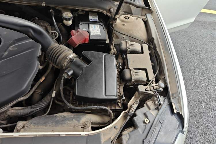 Used Ford Mondeo 2013 2.0L GTDi 200 Fashion Edition Engine Bay Left
