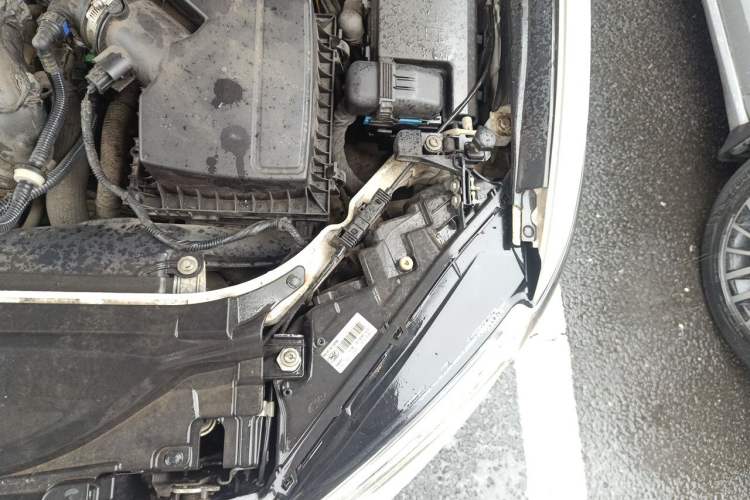 Used Ford Mondeo 2013 1.5L GTDi180 Fashion Edition Engine Bay Left