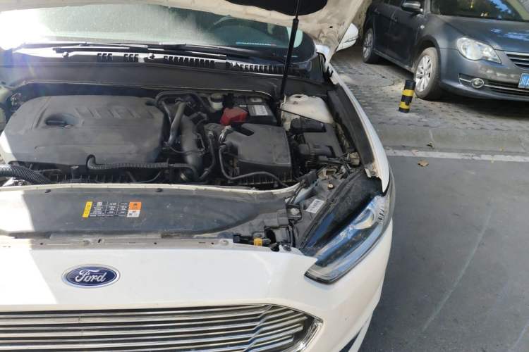 Used Ford Mondeo 2013 1.5L GTDi180 Fashion Edition Engine Bay Left