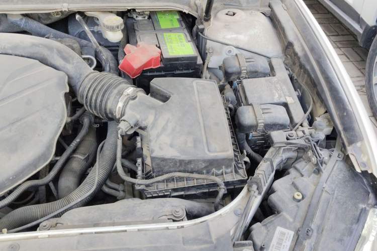 Used Ford Mondeo 2013 2.0L GTDi 200 Fashion Edition Engine Bay Left