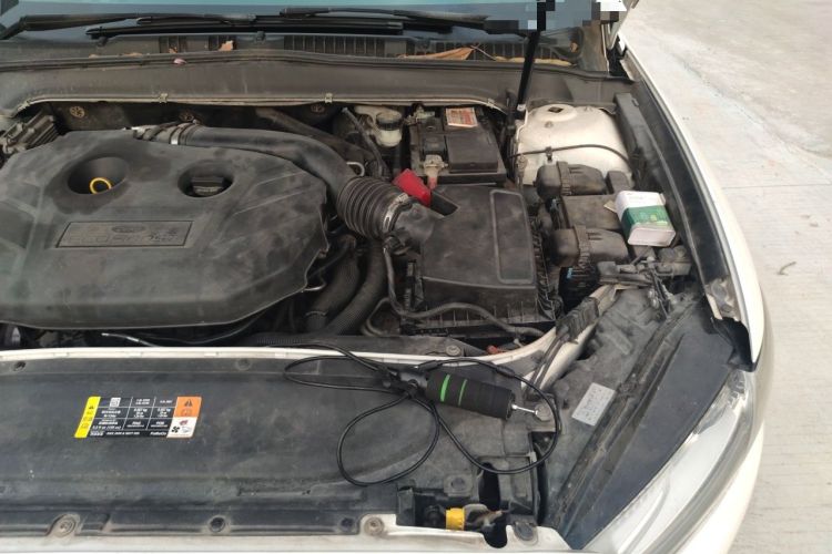 Used Ford Mondeo 2013 2.0L GTDi240 Flagship Edition Engine Bay Left