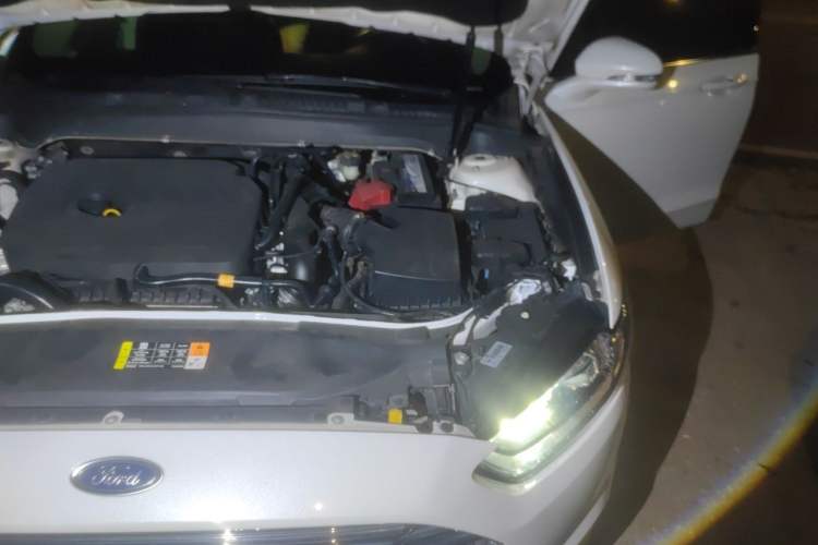 Used Ford Mondeo 2013 1.5L GTDi180 Fashion Edition Engine Bay Left