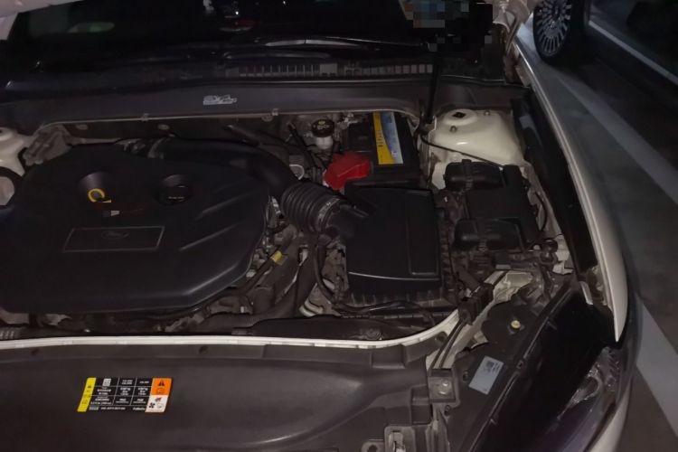 Used Ford Mondeo 2013 2.0L GTDi 200 Fashion Edition Engine Bay Left