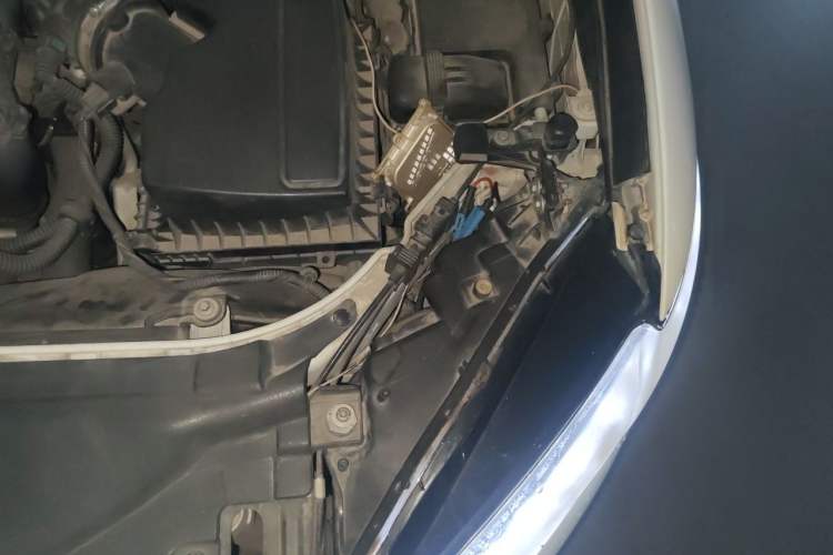 Used Ford Mondeo 2013 1.5L GTDi180 Fashion Edition Engine Bay Left