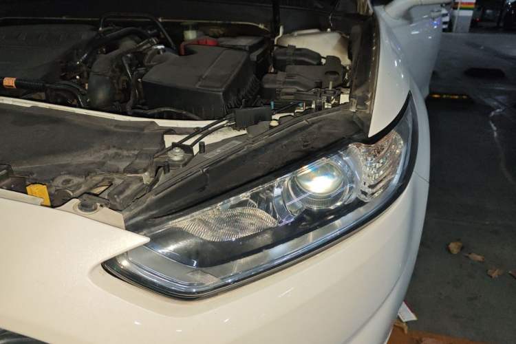 Used Ford Mondeo 2013 1.5L GTDi180 Fashion Edition Engine Bay Left