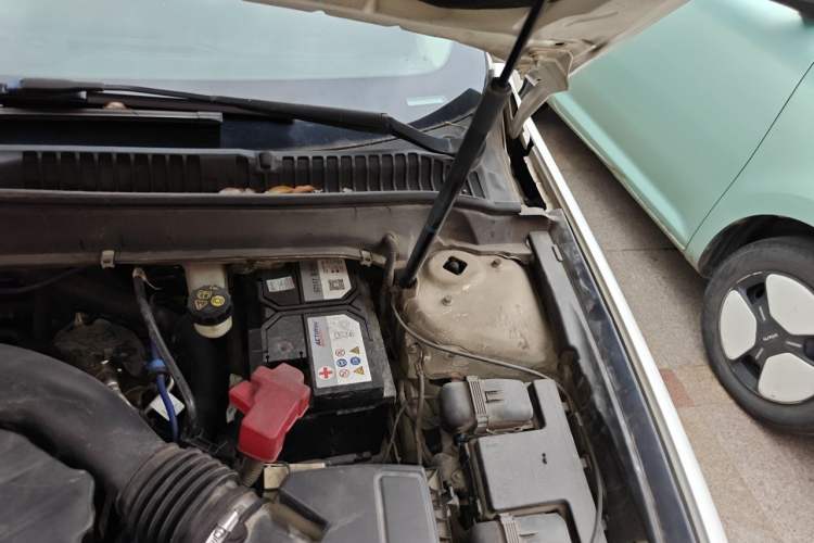 Used Ford Mondeo 2013 2.0L GTDi240 Flagship Edition Engine Bay Left