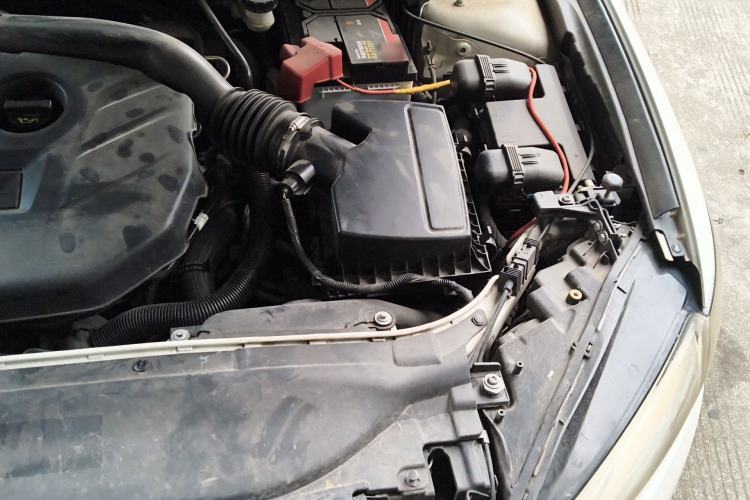 Used Ford Mondeo 2013 2.0L GTDi 200 Fashion Edition Engine Bay Left