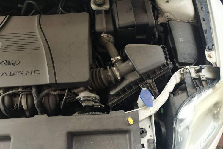 Used Ford Mondeo 2013 2.3L Fashion Edition Engine Bay Left