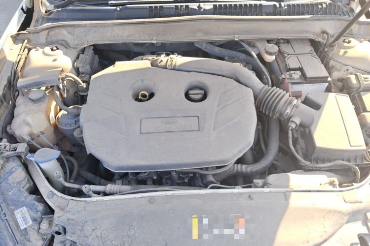 Used Ford Mondeo 2013 2.0L GTDi 200 Luxury Model Engine Bay