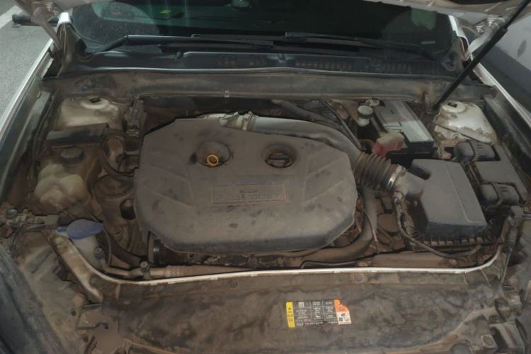 Used Ford Mondeo 2013 2.0L GTDi240 Ultimate Edition Engine Bay