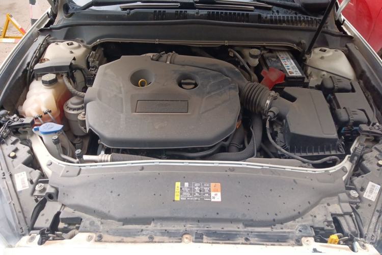 Used Ford Mondeo 2013 2.0L GTDi 200 Fashion Edition Engine Bay