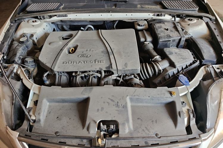 Used Ford Mondeo 2013 2.3L Fashion Edition Engine Bay