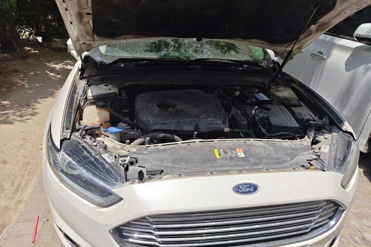 Used Ford Mondeo 2013 1.5L GTDi180 Fashion Edition Engine Bay Right