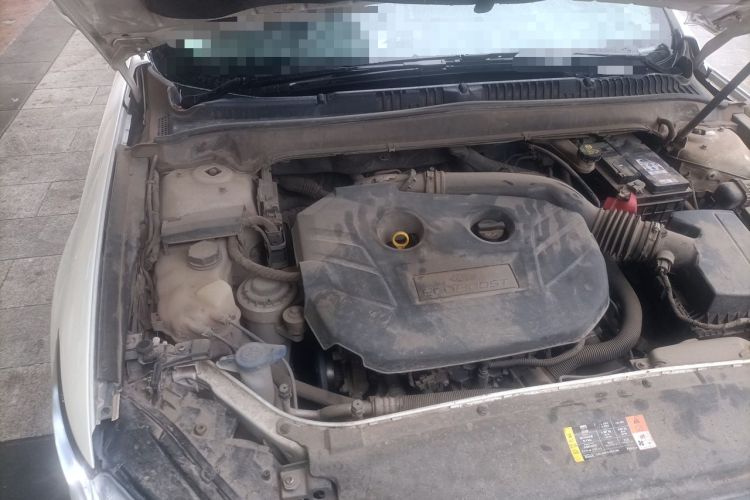 Used Ford Mondeo 2013 2.0L GTDi 200 Fashion Edition Engine Bay Right