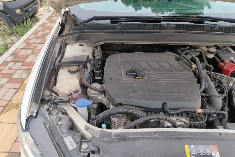 Used Ford Mondeo 2013 1.5L GTDi180 Fashion Edition Engine Bay Right