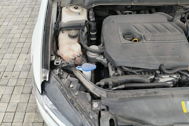 Used Ford Mondeo 2013 1.5L GTDi180 Fashion Edition Engine Bay Right