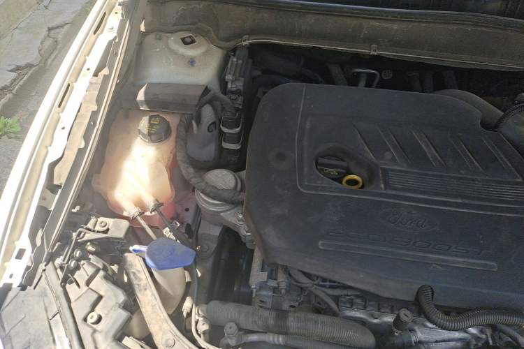 Used Ford Mondeo 2013 1.5L GTDi180 Fashion Edition Engine Bay Right