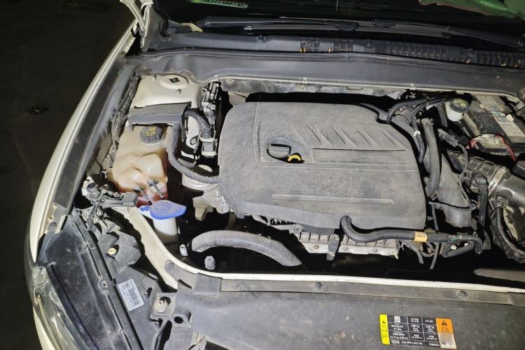 Used Ford Mondeo 2013 1.5L GTDi180 Fashion Edition Engine Bay Right