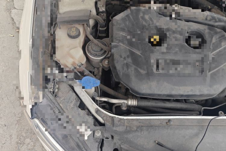 Used Ford Mondeo 2013 2.0L GTDi240 Luxury Sport Model Engine Bay Right