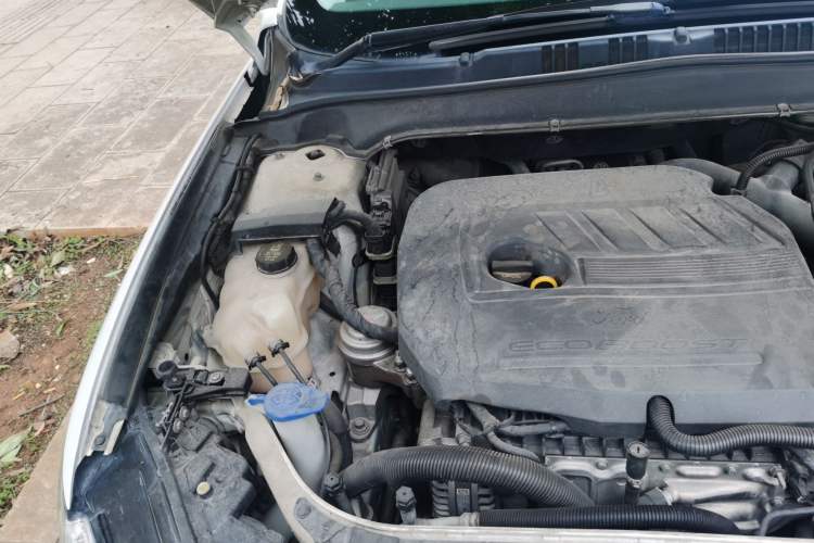 Used Ford Mondeo 2013 1.5L GTDi180 Fashion Edition Engine Bay Right