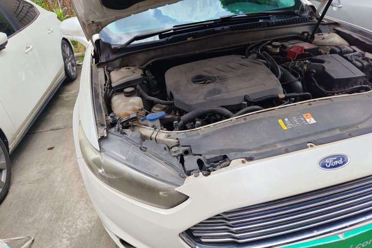 Used Ford Mondeo 2013 1.5L GTDi180 Fashion Edition Engine Bay Right