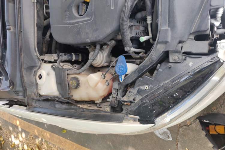 Used Ford Mondeo 2013 1.5L GTDi180 Fashion Edition Engine Bay Right